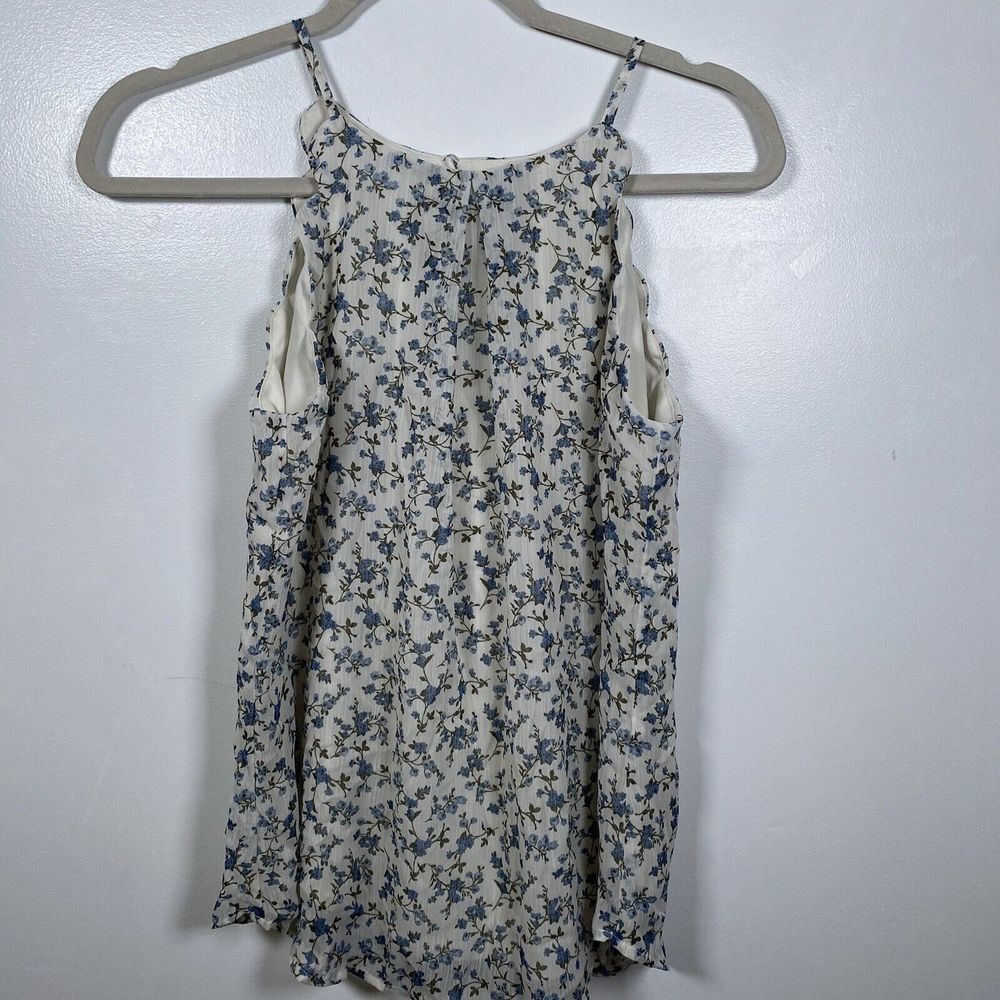 A. Byer Tank Top‎ Size Medium White and Blue floral High Neck Camisole Scalloped